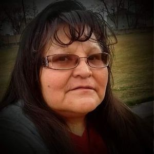 Meet your Posher, Caroline